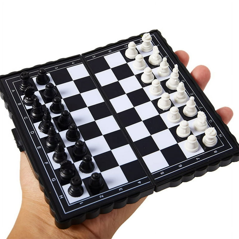 32pcs Mini Chess Set Folding Plastic Chessboard Home Outdoor