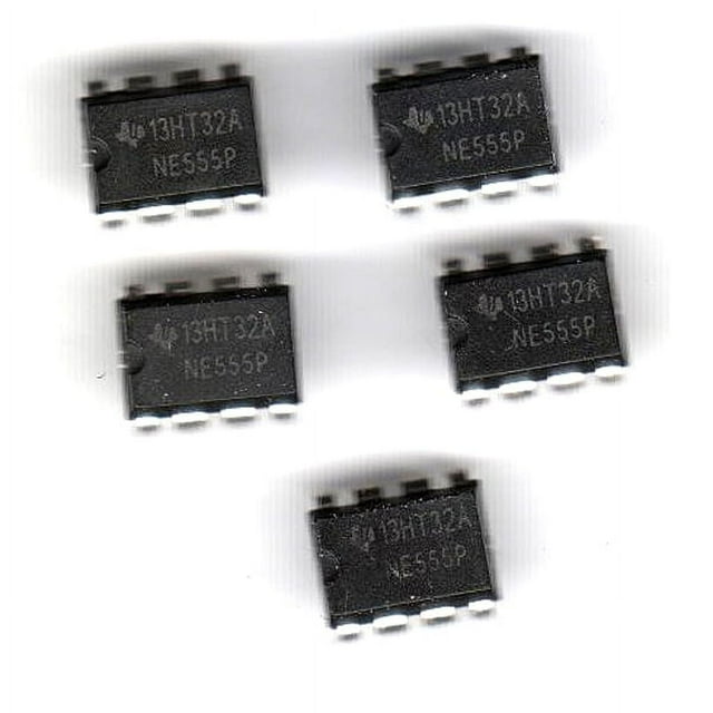 50pcs NE555P Módulos temporizadores 555 altamente estables para generar demoras y oscilaciones de tiempo precisas (negro)