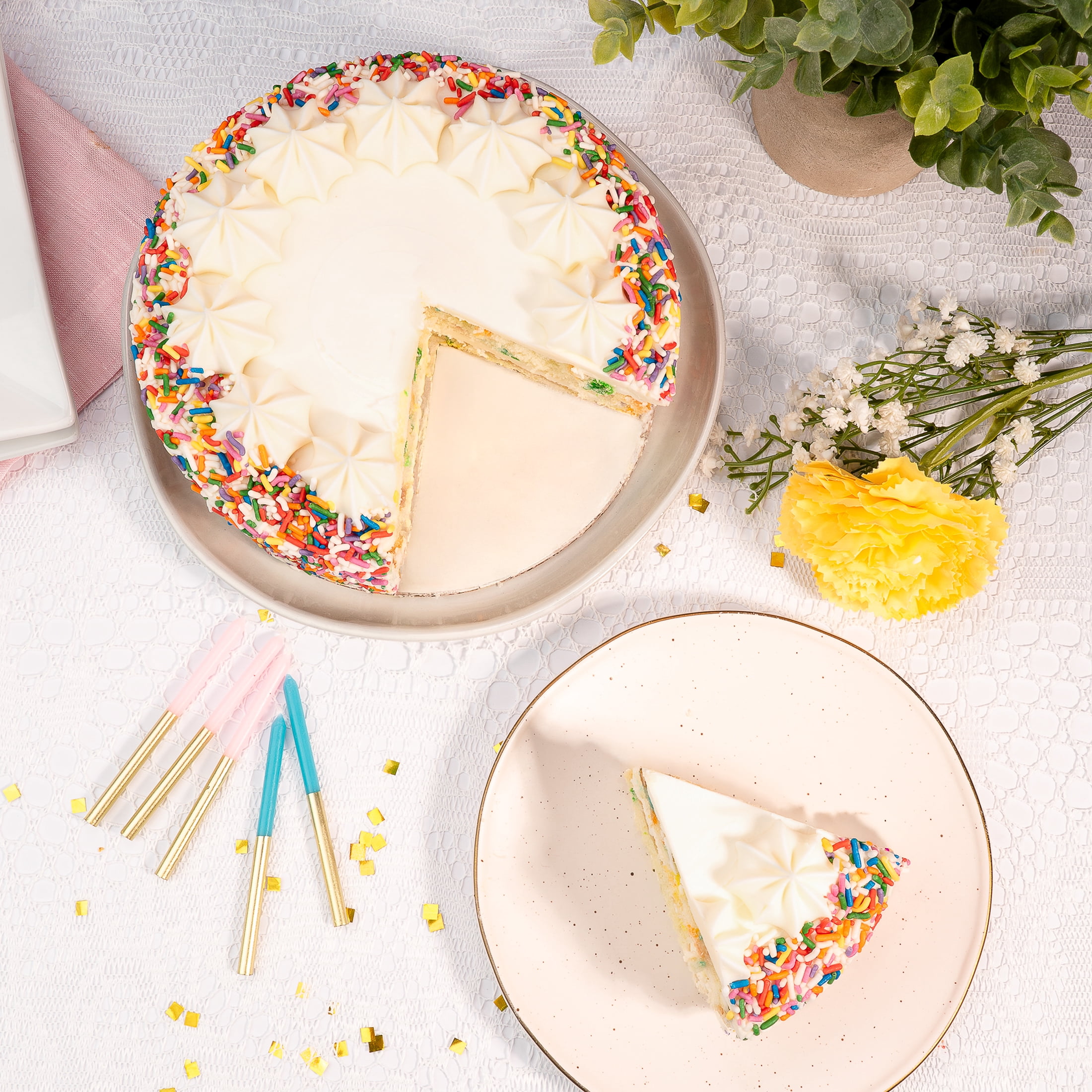 Marketside 7-Inch Confetti Cake, 33 oz, 1 Count (Refrigerated)