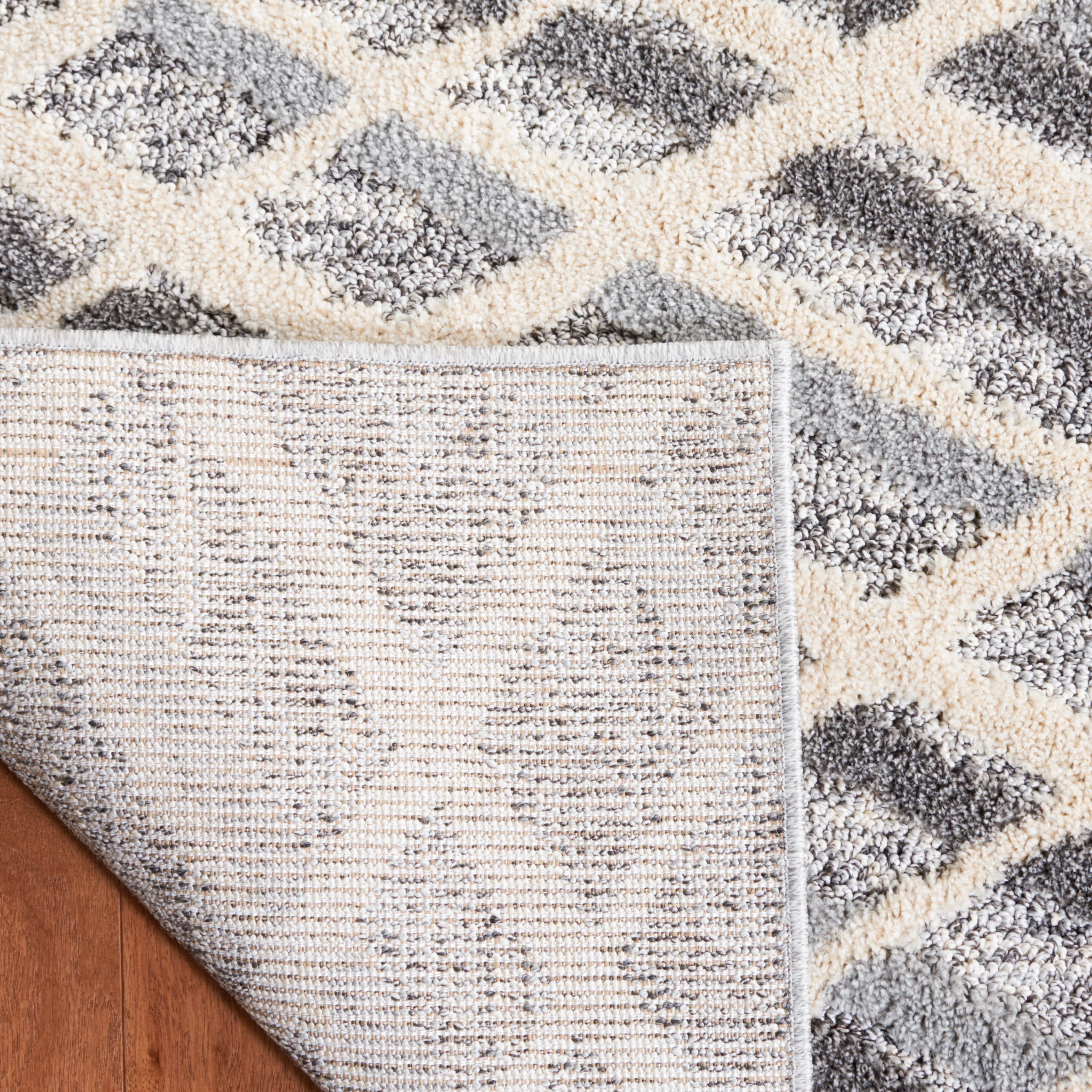 SAFAVIEH Martha Stewart Lucia Shag Area Rug, Ivory Grey/Dark Grey, 6'7" x 9'