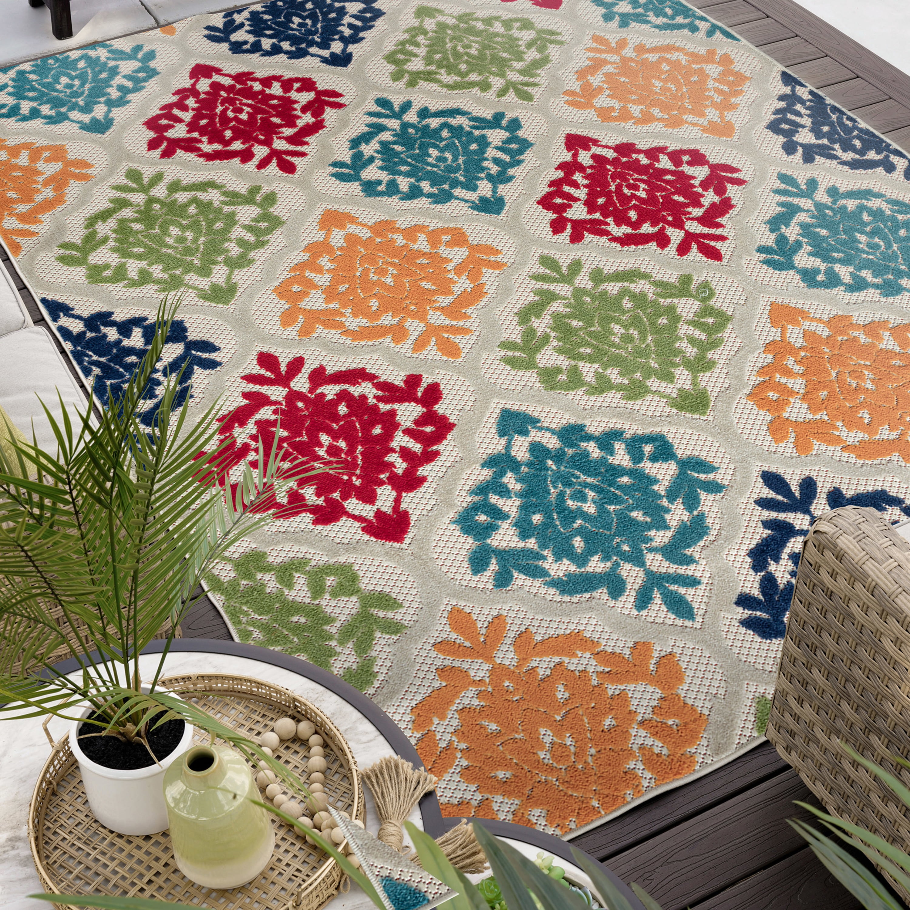 Oasis Modern Medallion Multicolor Polypropylene Indoor Outdoor Area Rug, 7'x9' Rectangle