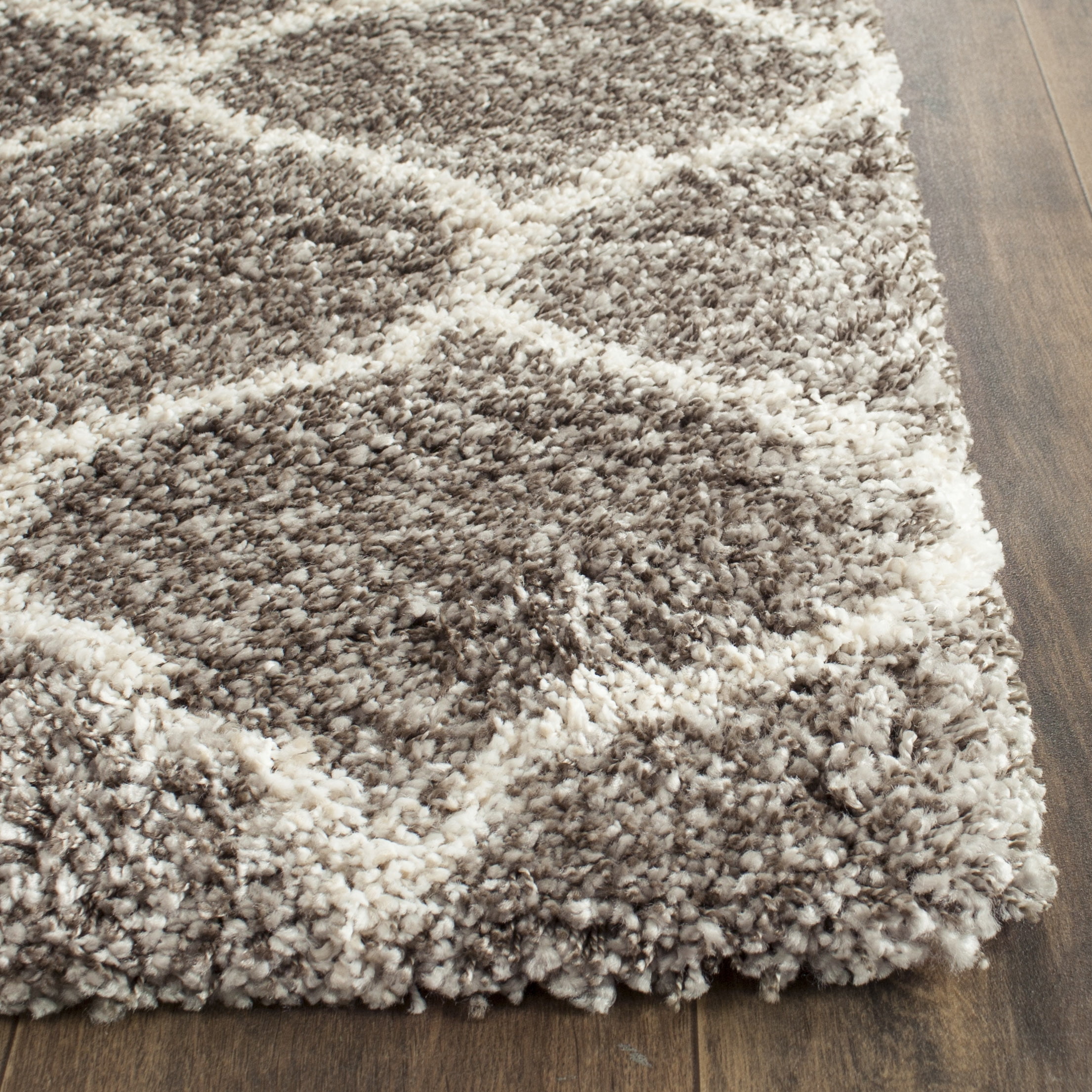 SAFAVIEH Hudson Arline Geometric Shag Area Rug, Grey/Ivory, 2'3" x 3'9"
