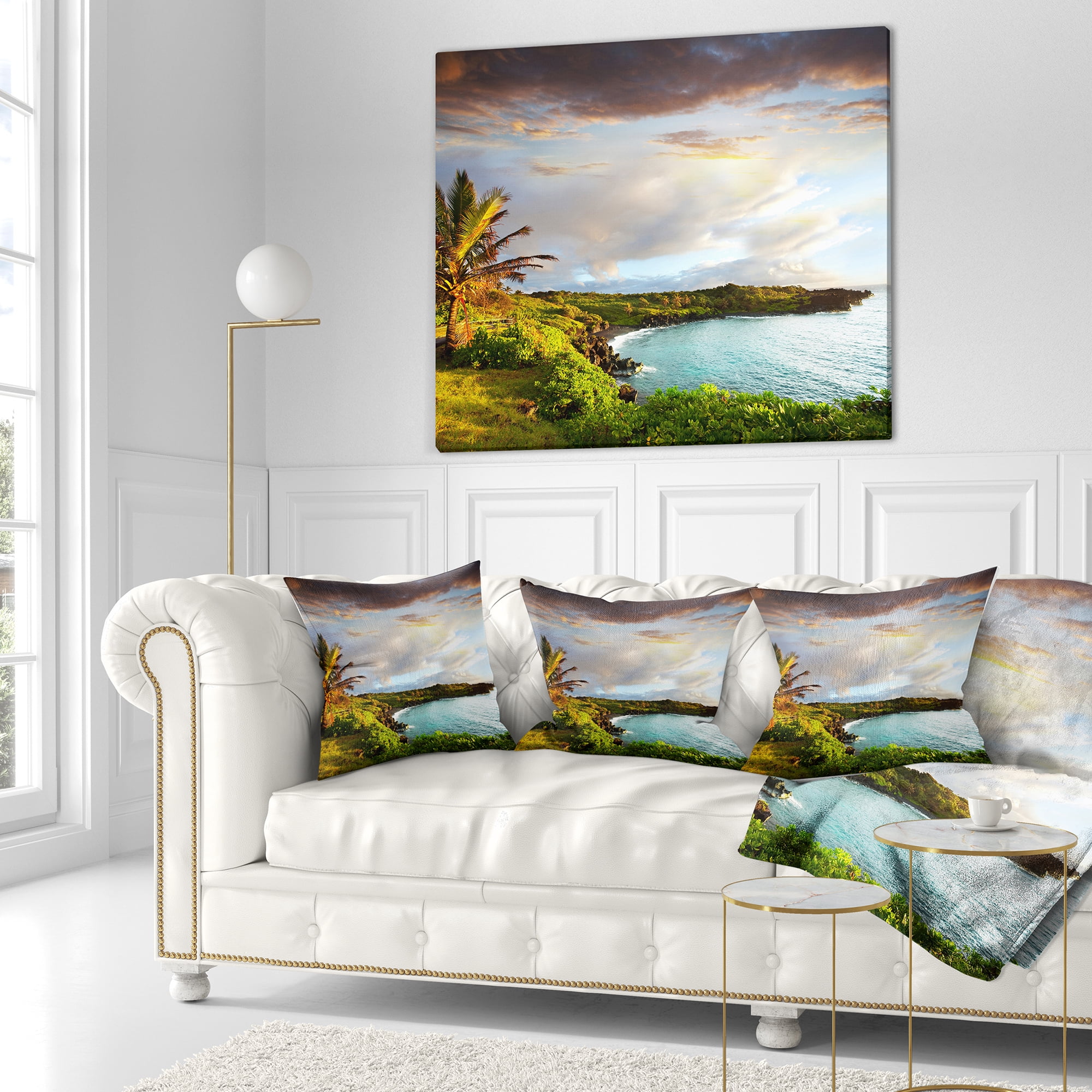 Designart Hawaii Oahu Island - Photography Throw Pillow - 18x18