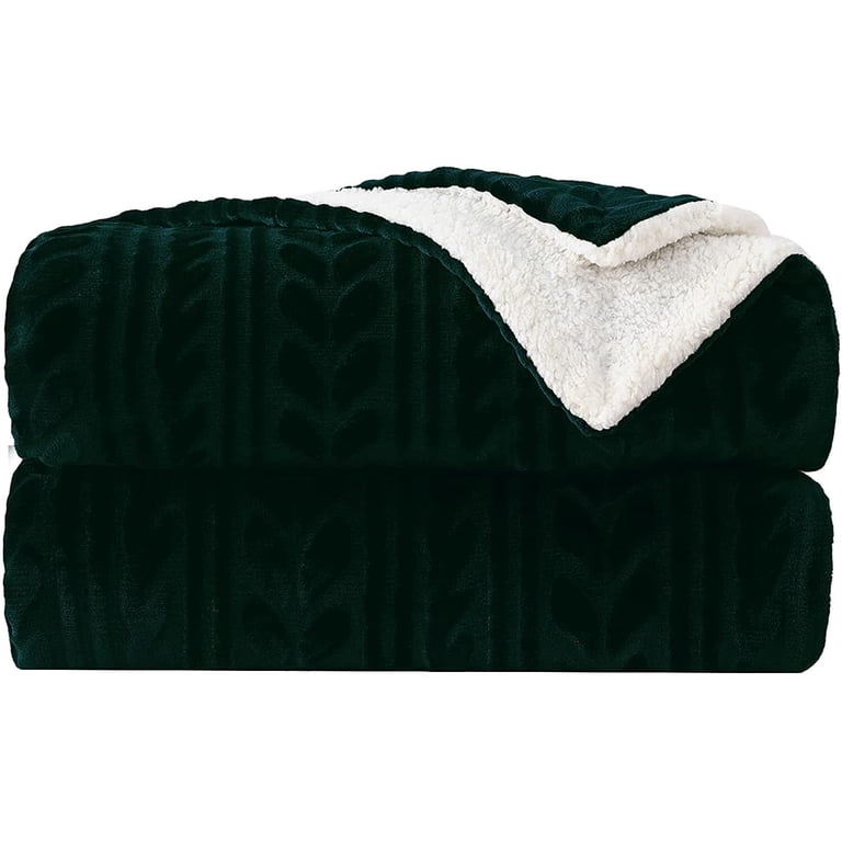 Exclusivo Mezcla 50x70 Sherpa Fleece Throw, Forest Green photo 1