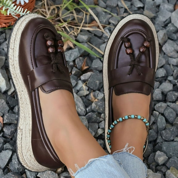 Xucatan Women's Genuine Leather Moccasins, Comfortable Casual Driving Loafers with Cushioned Insole, Lightweight Slip-On Shoes for Women Gift