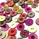thumbnail image 2 of 100 piezas de botones de fondo plano flores de 2 agujeros botones de coser adornos para Scrapbooking, Cardmaking y proyectos de 20 mm perfecl  Botones de madera de 2 agujeros, 2 of 7