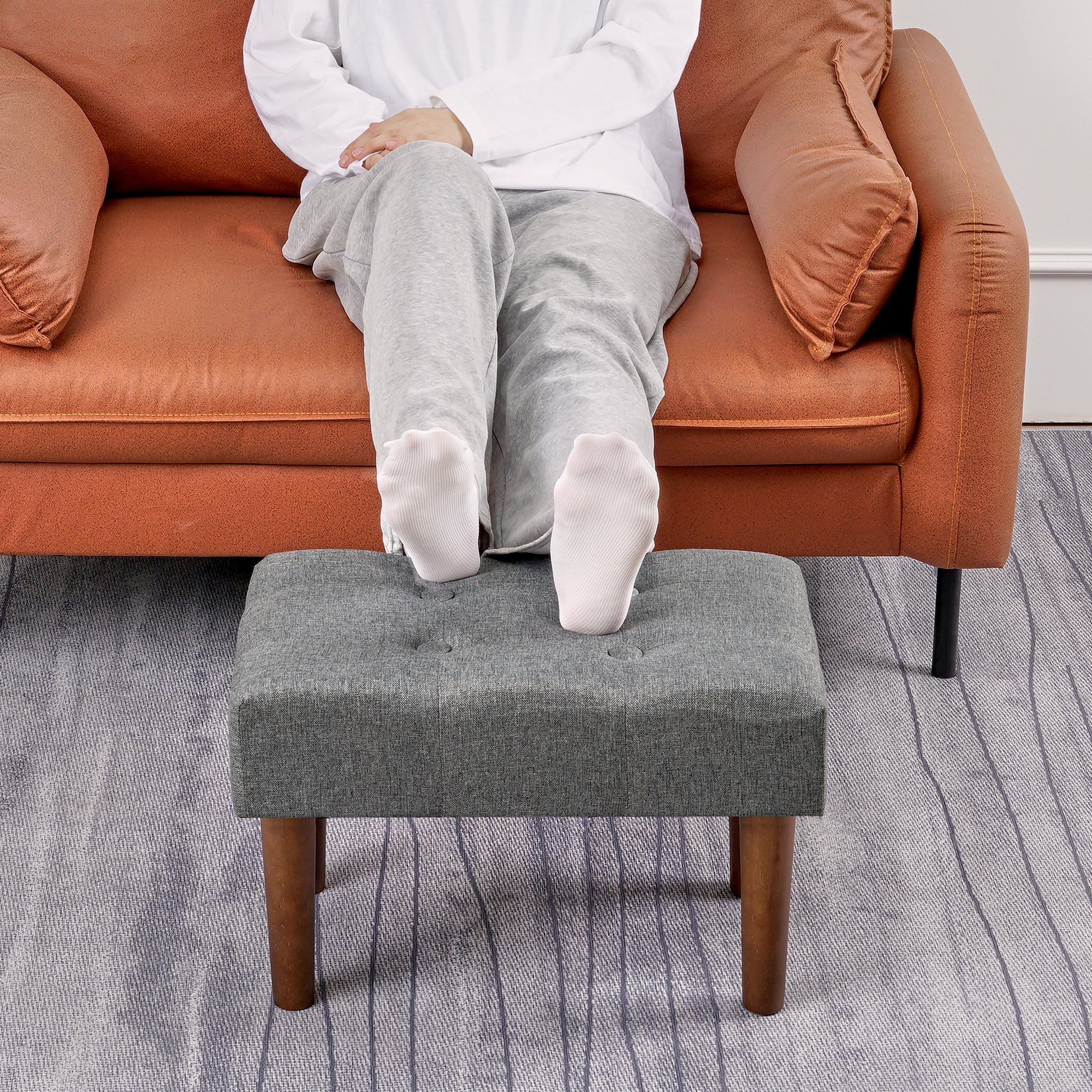 VECELO Small Tufted Foot Stool, Upholstered Footrest Ottoman with Legs, Fabric Rectangle Sofa Foot Rest for Living Room, Couch, Gray