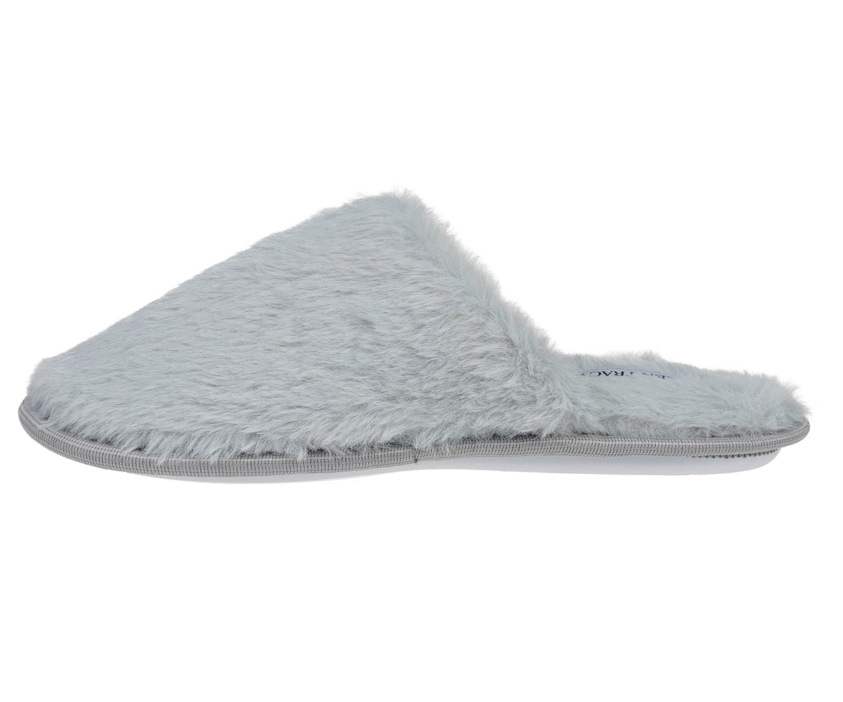 Ellen tracy best sale house slippers