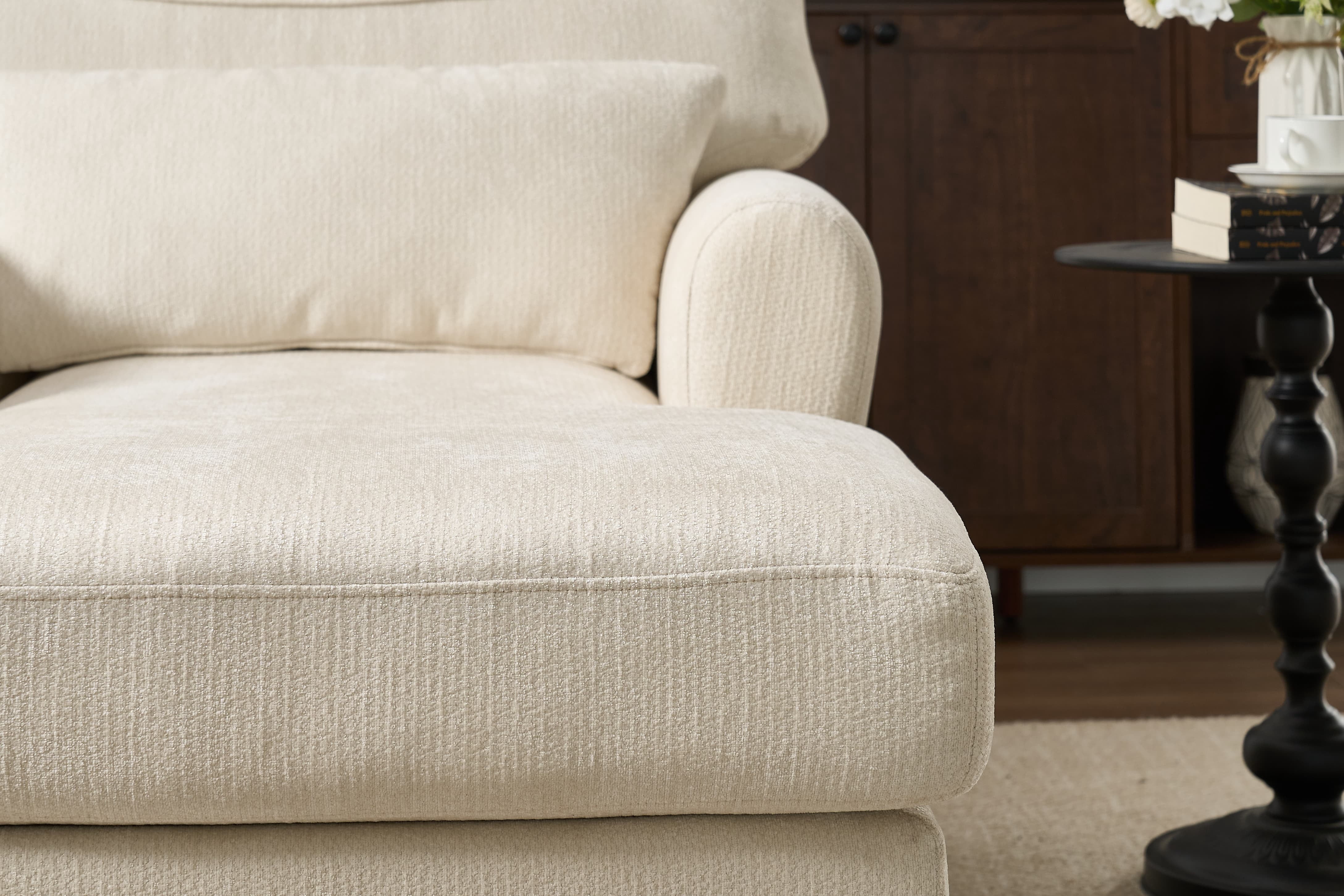 Chaise Lounge Indoor, Modern Upholstered Sleeper Chair and Sleeper Sofa for Living Room, Small Space, White