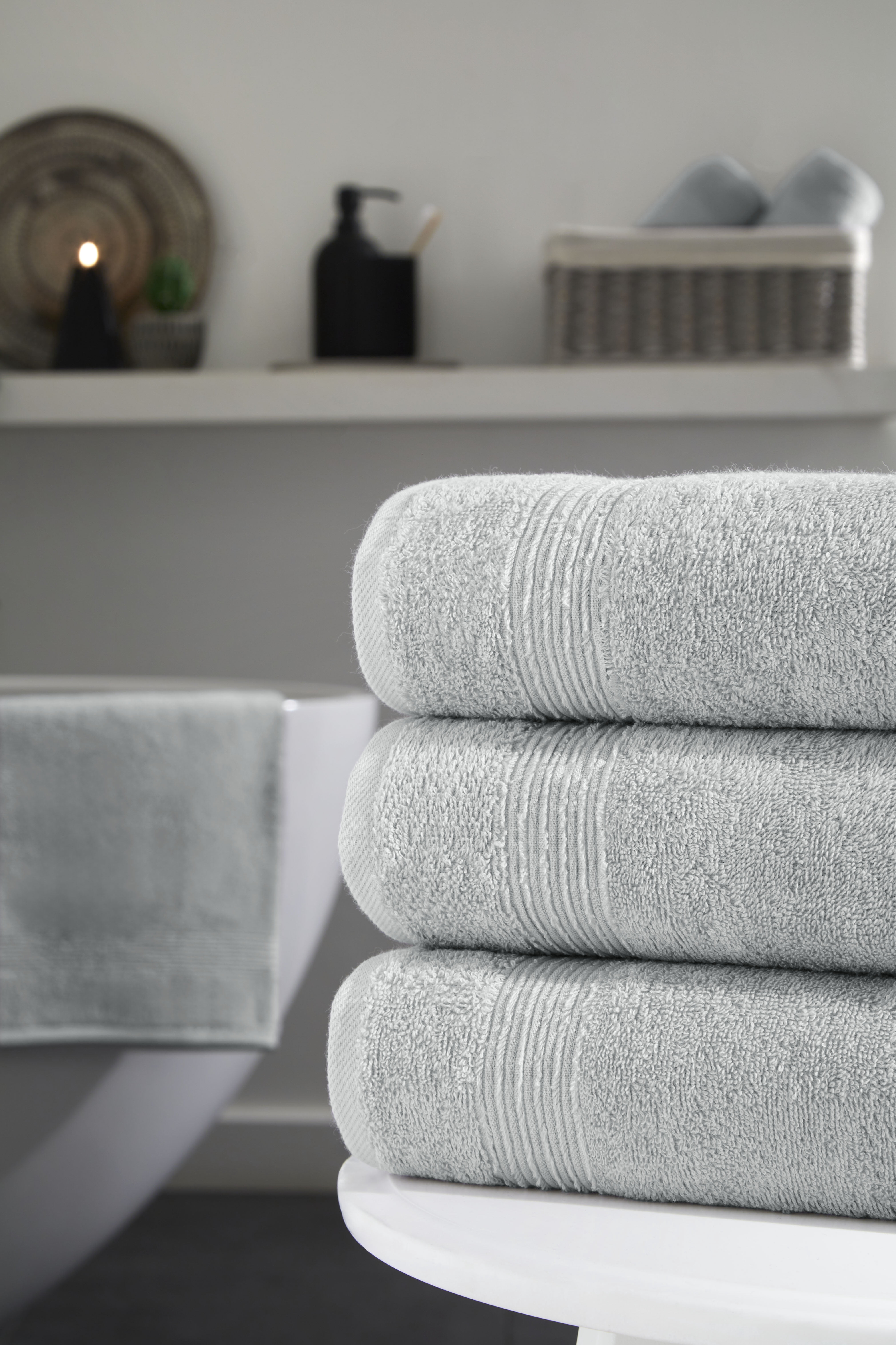 Ozdilek 4-Piece Bath Towels, 30x60" 100% Turkish Cotton, Quick-Dry & Lightweight Body Towels, Breathable, Space-Saving Shower Towel Set for Bathroom, Pool, Gym, Grey