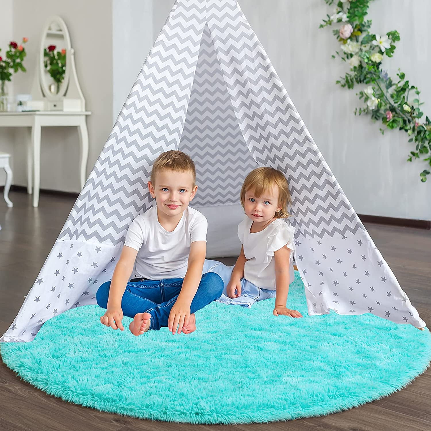 Junovo Round Fluffy Area Rugs For Kids Girls Princess Castle Plush Shaggy Carpet Cute Circle Nursery Rug For Kids Room Bedroom Living Room,4'x4',Blue