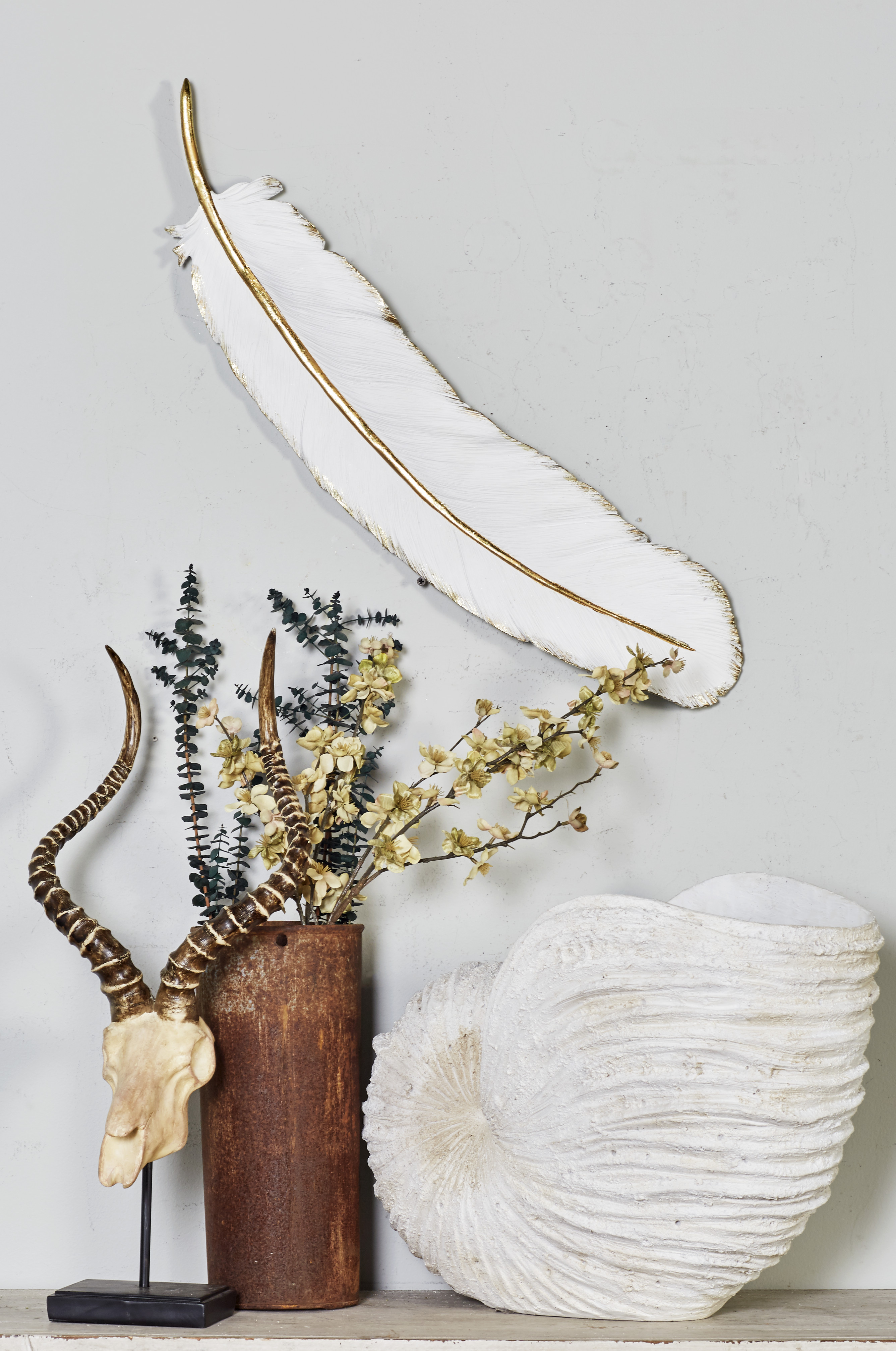 CosmoLiving by Cosmopolitan Extra Large White Feather Wall Decor with