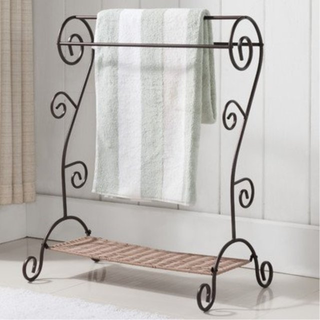 Toallero tradicional K&B Furniture 1417 de metal con acabado de peltre
