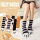 thumbnail image 2 of Ginmewrae Calcetines peludos para mujer, 6 pares, acogedores, suaves y esponjosos, lindos calcetines con forma de gato, calcetines cálidos para dormir en casa, paquete de regalos de Navidad para mujer, 2 of 6