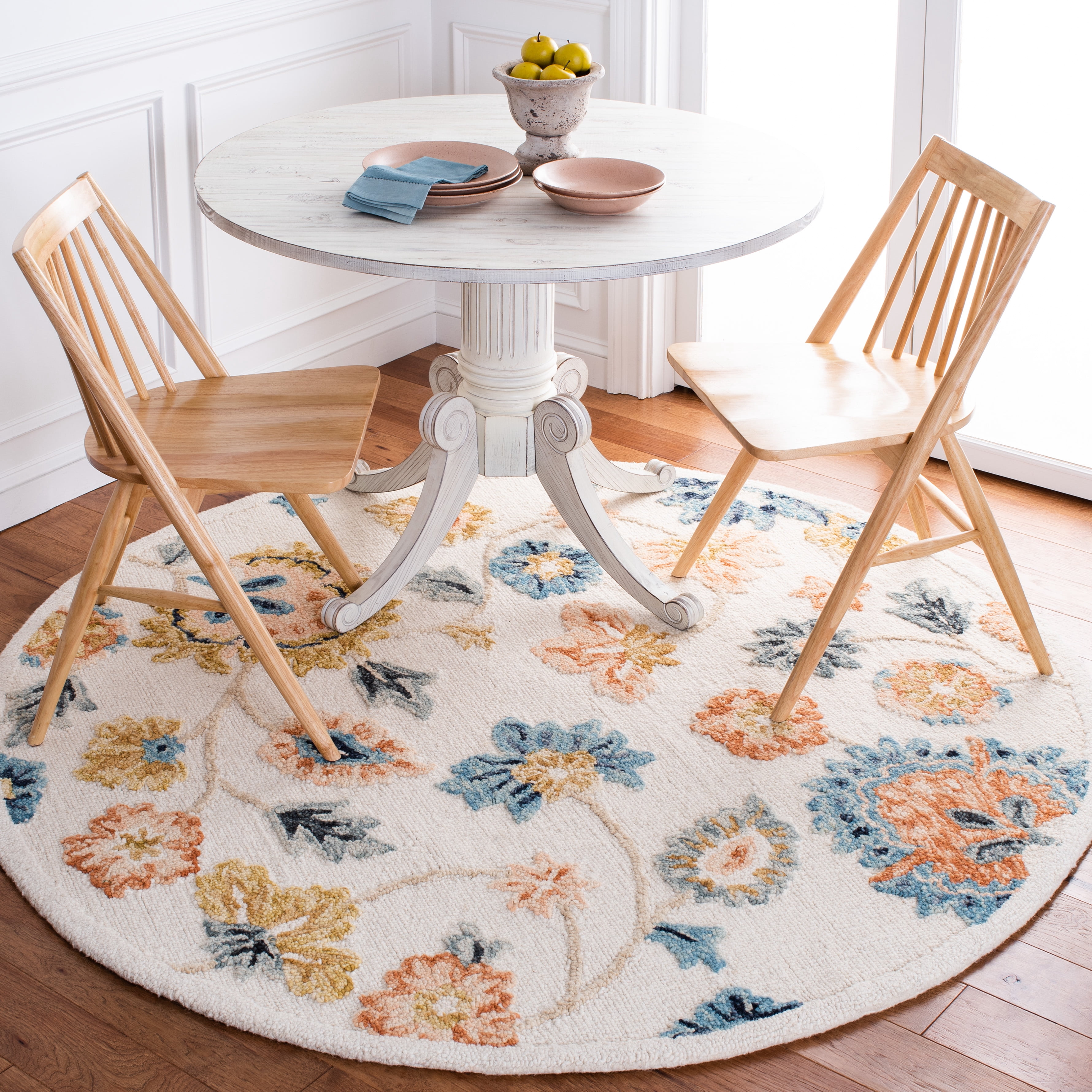 SAFAVIEH Metro Naira Floral Area Rug, Ivory/Grey, 6' x 6' Round