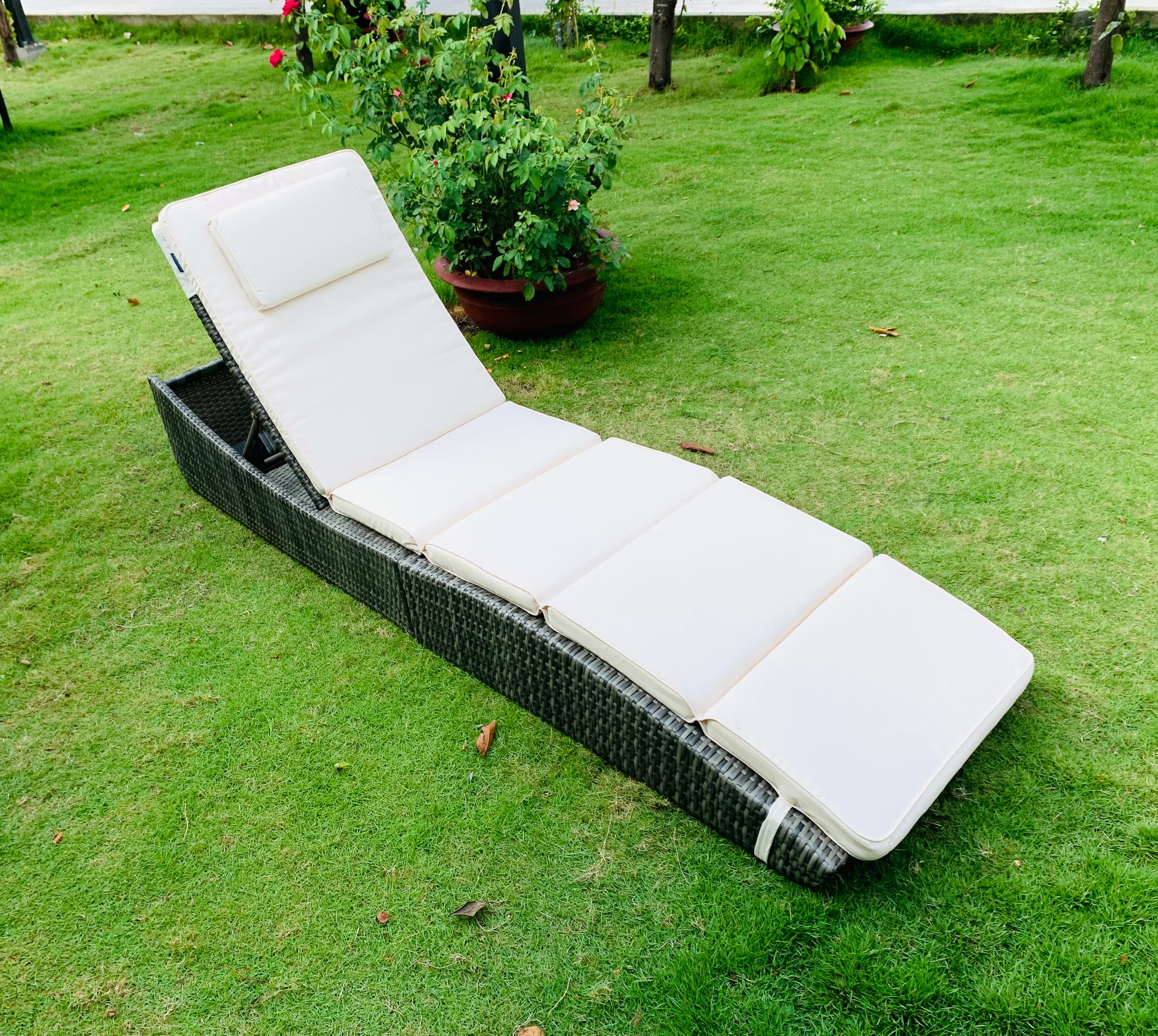 Outdoor Foldable Chaise Pool Lounge Chair Folding Wicker Rattan Sun Bed Patio Couch Reclining Lounger Adjustable Padded Backrest Pillow Assembled - image 3 of 5