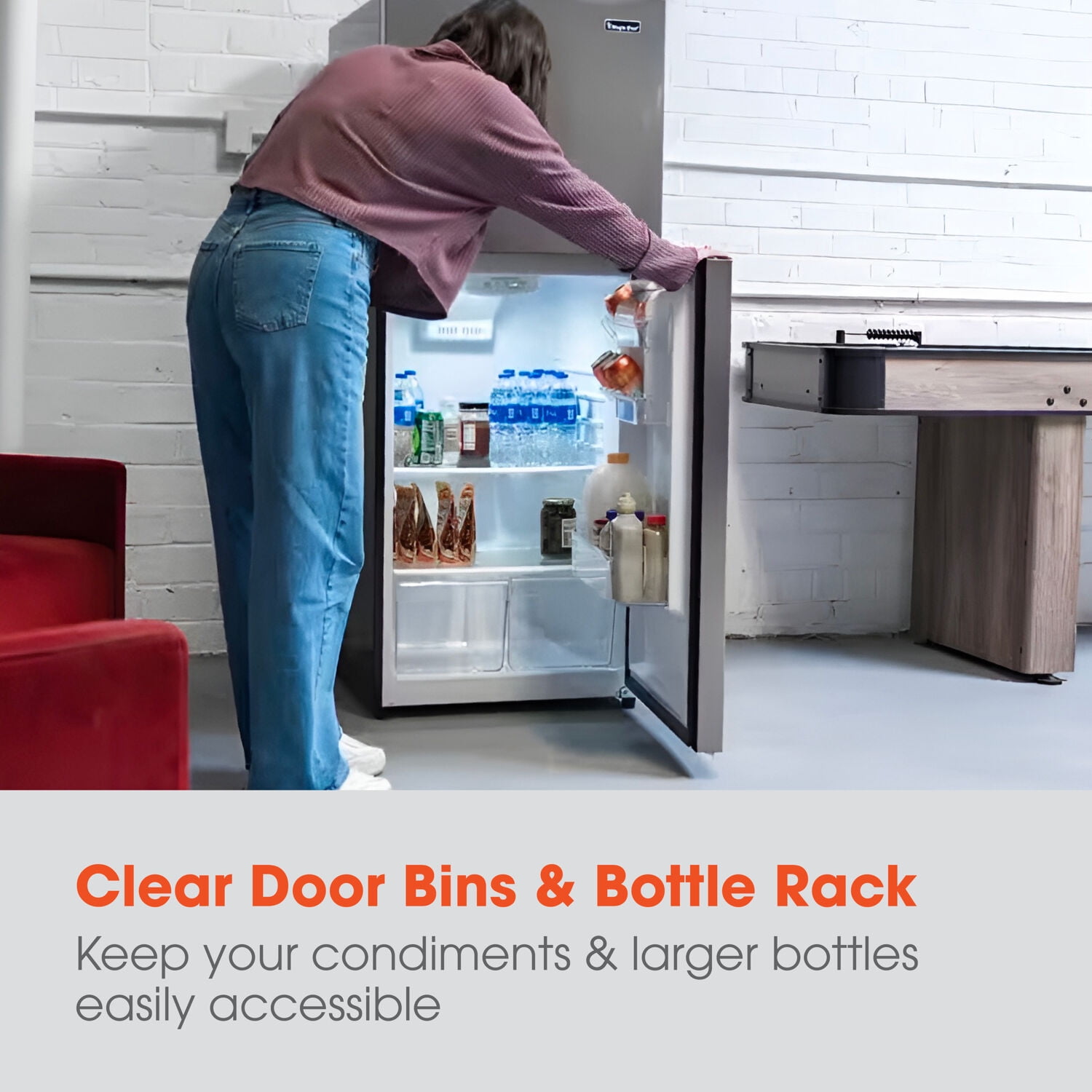 Magic Chef 10.1-cu. ft. Refrigerator with Top Freezer in Platinum Steel
