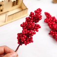 thumbnail image 1 of SZXZYGS 5 Pcs Découpes de Fruits Rouges Artificielles Baie Couronne de Sapin de Noël Rotin Matériel Bricolage Décorations de Noël Dorées, 1 of 3