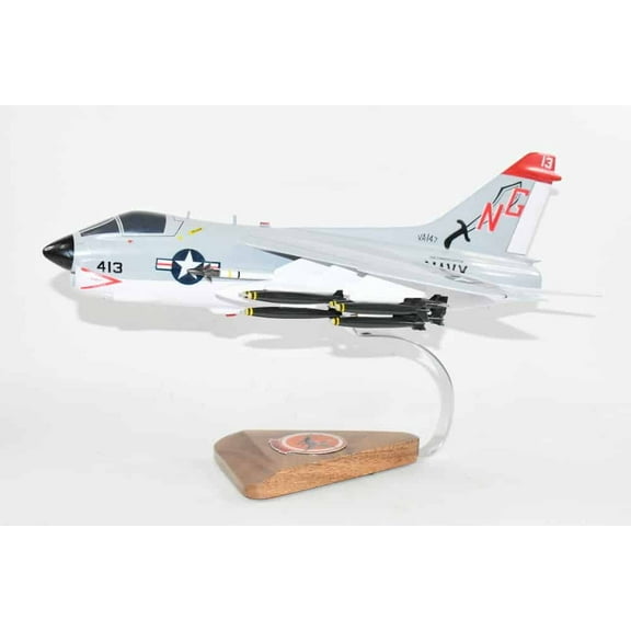 VA-147 Argonauts A-7 (1974) Model, Corsair II Model, LTV, 1/31 Mahogany Scale Model, Navy