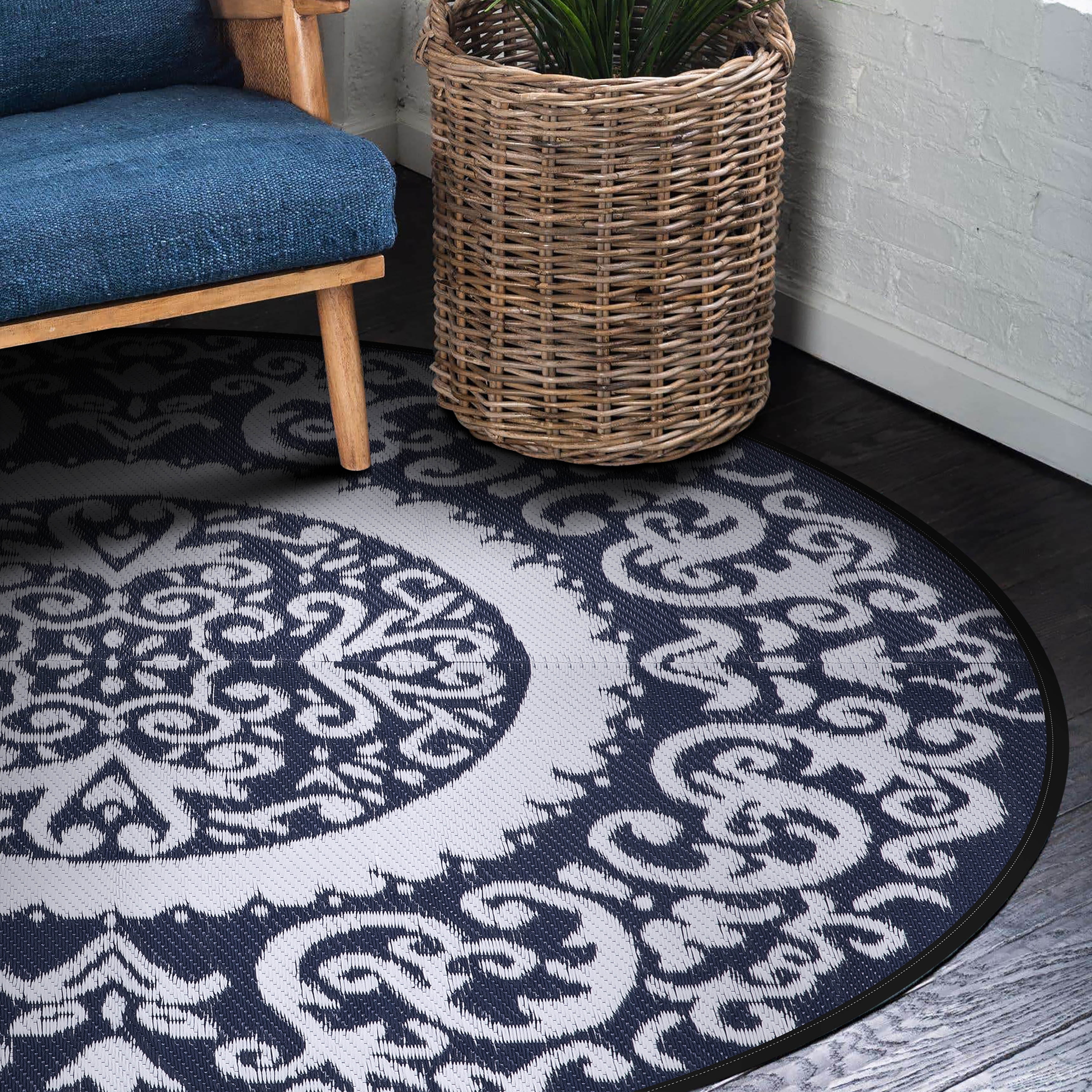 Nuu Garden 5'x5' Round Outdoor Rug for Patios Waterproof, Plaid Reversible Door Mat Plastic Camping Rugs, Straw Rug Indoor Rugs Carpet for Balcony, Porch, Picnic, Beach, Home, Blue / White