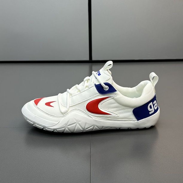 Zapatos de verano transpirables finos con suela suave para hombre, zapatos deportivos casuales de moda, zapatos de moda que combinan con todo