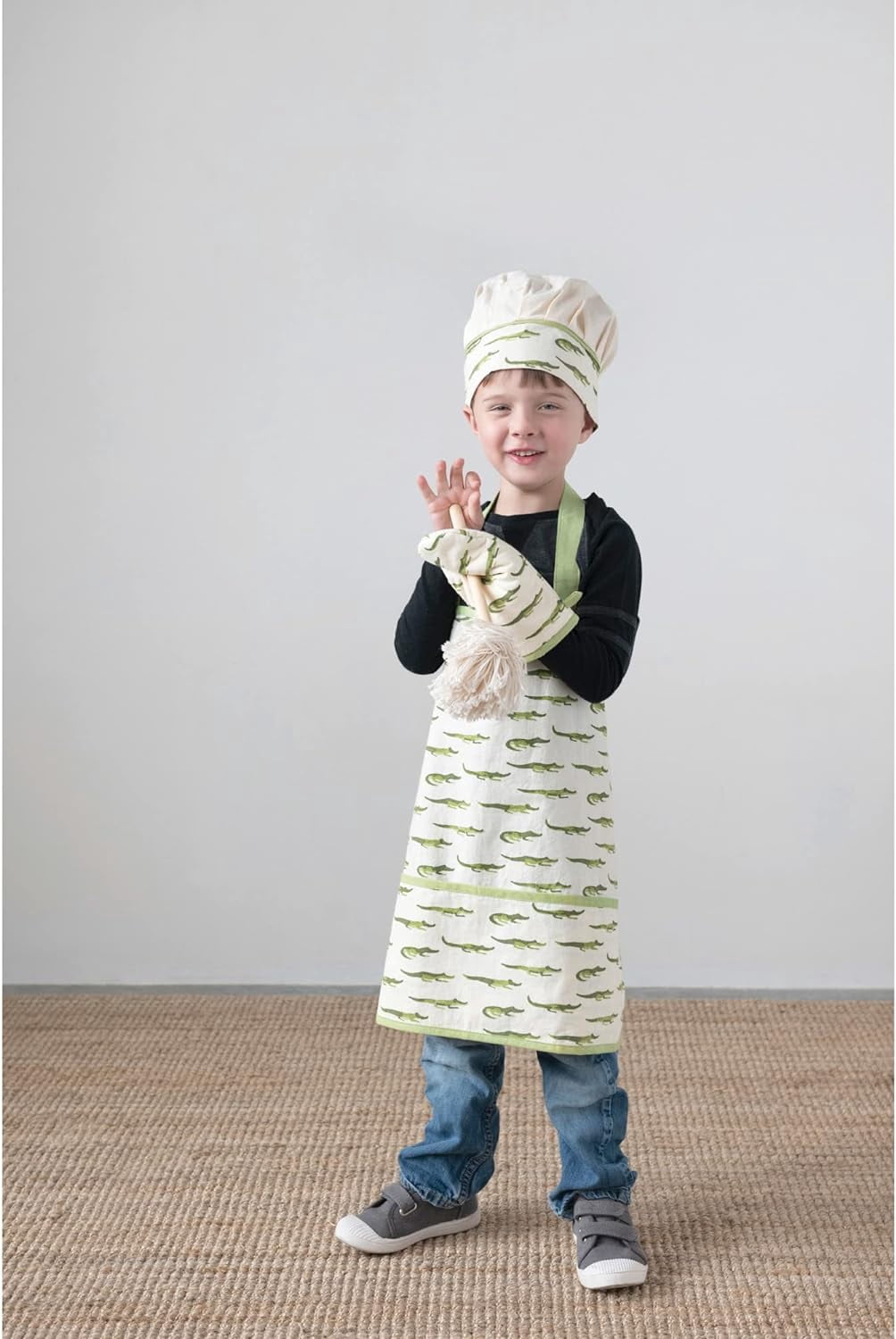 Creative Co-Op Cotton Child Apron with Alligators