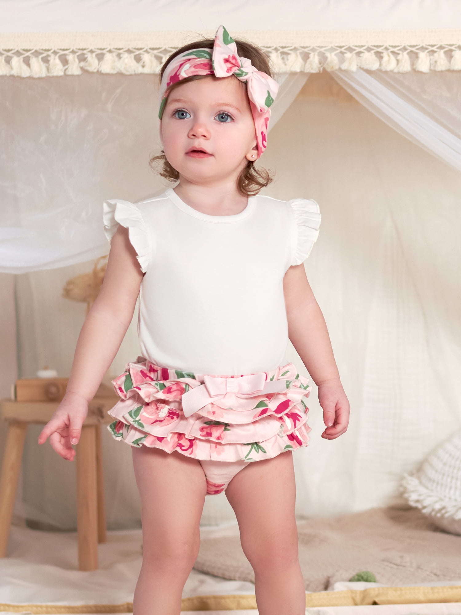 Infant Baby Girls Clothes Sets Flutter Sleeve Romper Bodysuit Tops & Floral Bloomer Shorts Headband 3Pcs Outfits 