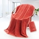 thumbnail image 1 of Juego de toallas de baño de terciopelo coral. Toallas de poliéster de alta absorción. Toallas suaves y afelpadas de secado rápido para uso en spa y gimnasio (Rojo)., 1 of 9