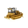 thumbnail image 6 of Caterpillar D3 Track Type Dozer with Operator - Diecast Masters 85673 - 1/50 Scale Replica, 6 of 10