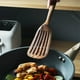 thumbnail image 5 of Utensilios de Cocina de Cocina de Madera, 4 Piezas Cucharas de Madera Y Espátula para Cocinar, Elegante, Utensilios de Cocina para Uso Doméstico Y Cocina, 5 of 5