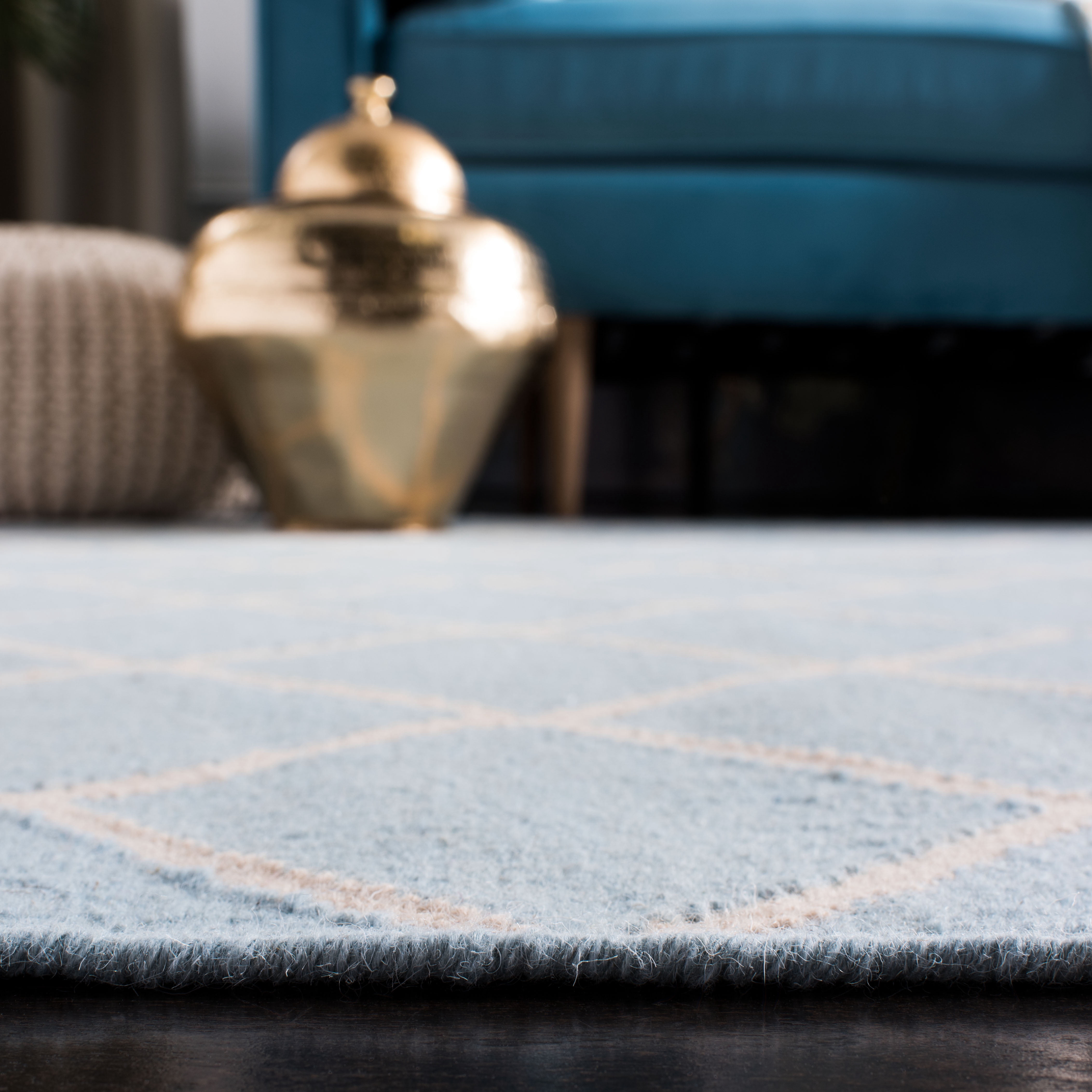 Safavieh Dhurries Victor Geometric Area Rug, Light Blue/Ivory, 3' x 5'