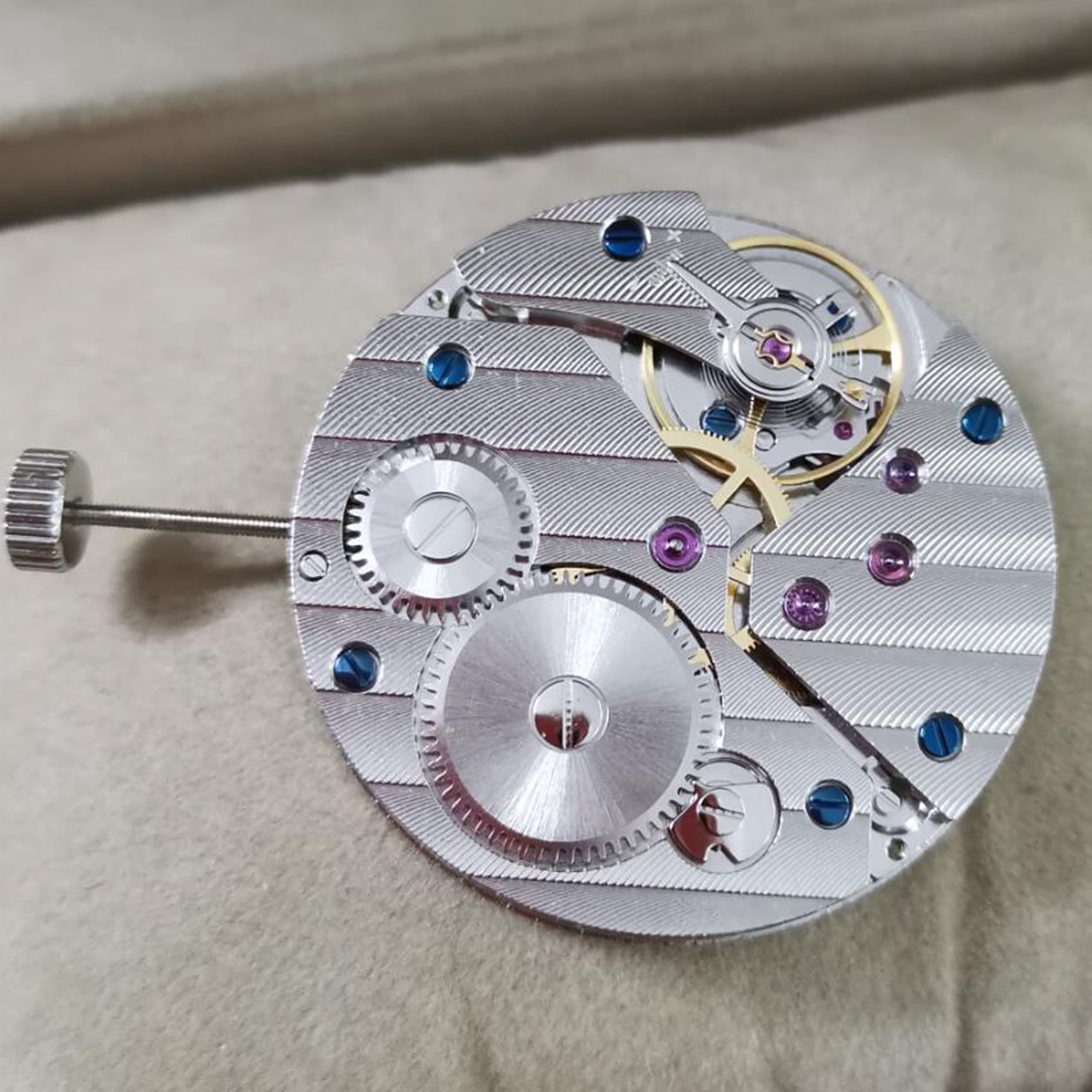 Mouvement de montre chronographe ETA Valjoux 7750 PLAQUÉ OR - Fournisseur de mouvements montres ETA