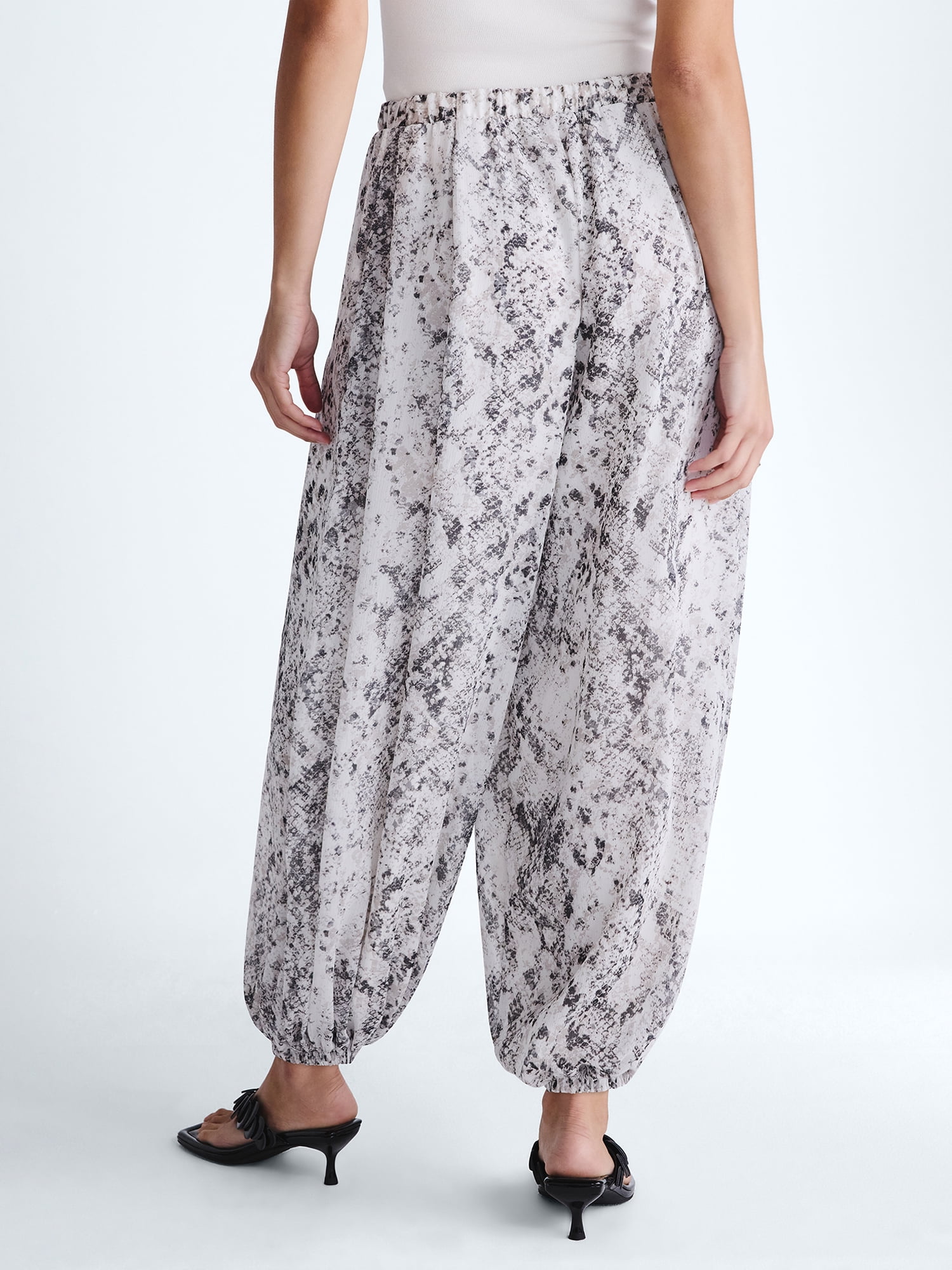Scoop Women's and Women's Plus Pull on Harem Pant, Sizes XS-4X