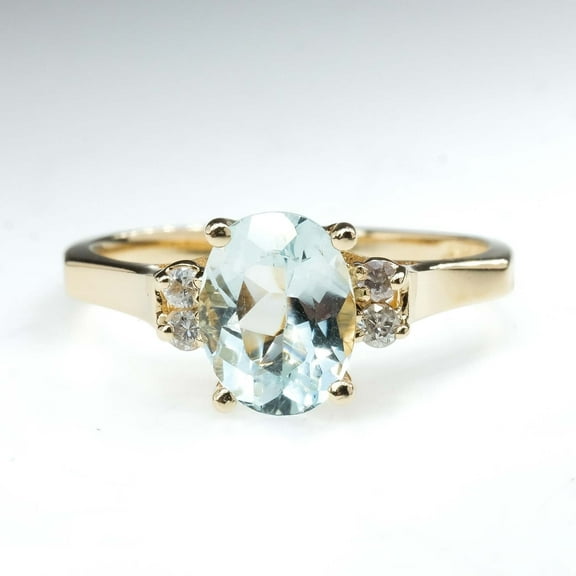 1.04ct Oval Aquamarine with Diamond Accents Ring in 14K Yellow Gold