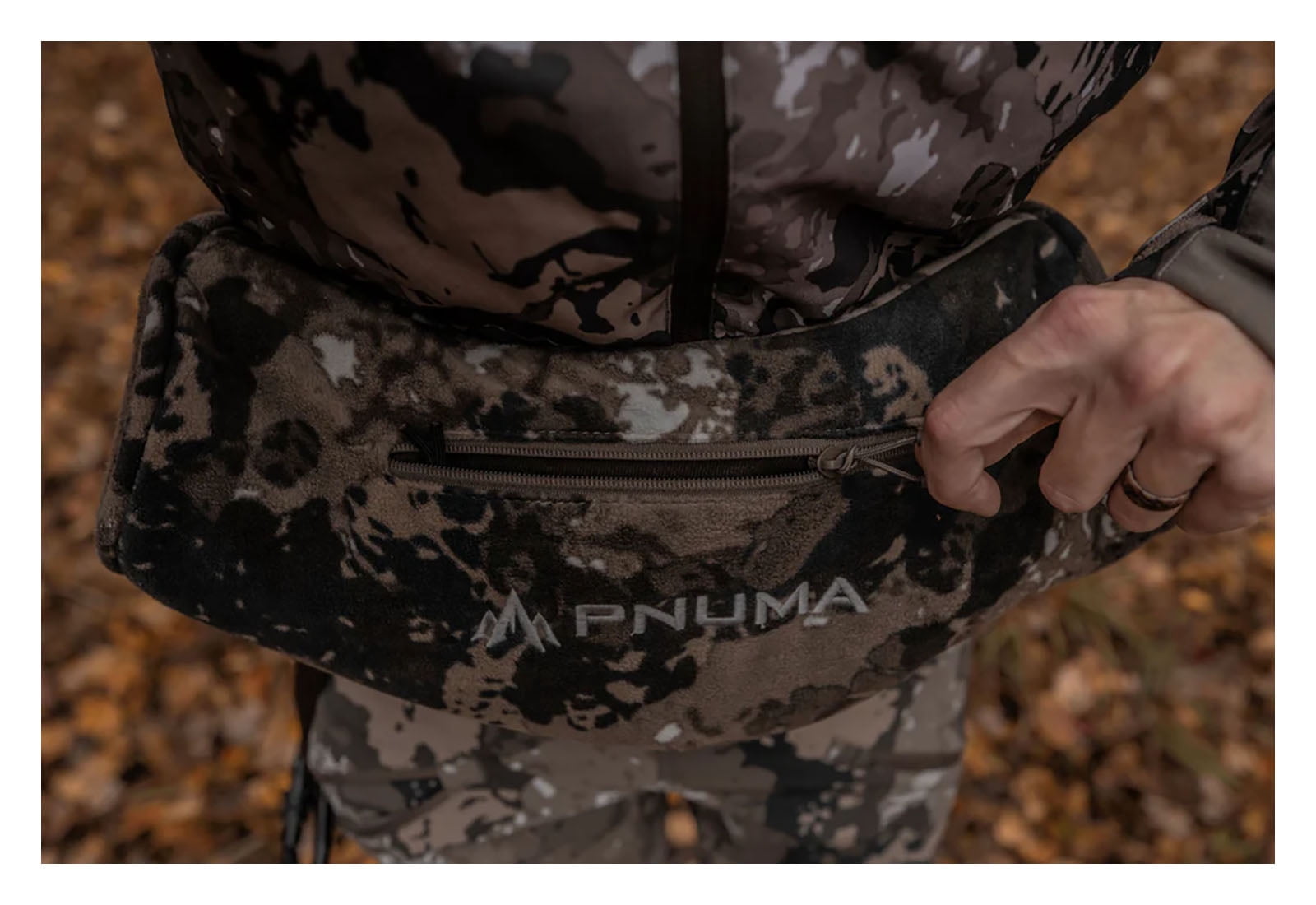 PNUMA Highpoint Caza Ov Hunting Hand Warmer (HP-HW-OV)