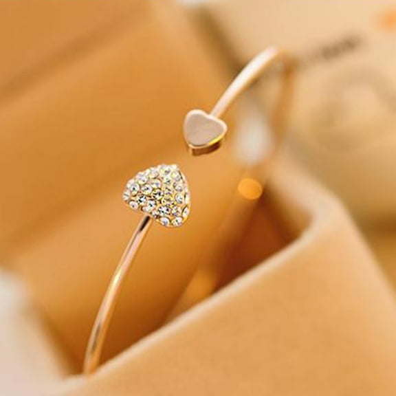 Supvox Dainty Bracelets for Women Golden Simple Fashion Charms 1Pack for Special Occasions Jewelry