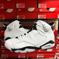 thumbnail image 1 of N I-K-E A i r-Jor-dan 6 Retro Oreo 2024 Size 8.5-10 White Black CT8529-112, 1 of 5