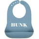 thumbnail image 1 of Recogedor de comida de silicona impermeable Baby Bib Bella Tunno Hunk, 1 of 9