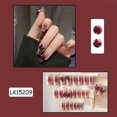 thumbnail image 1 of Diamante Incrustado Que Lleva Un Ligero Y Lujoso Parche De Manicura Temperamento Uñas Falsas 3D Nuo Gu, 1 of 4