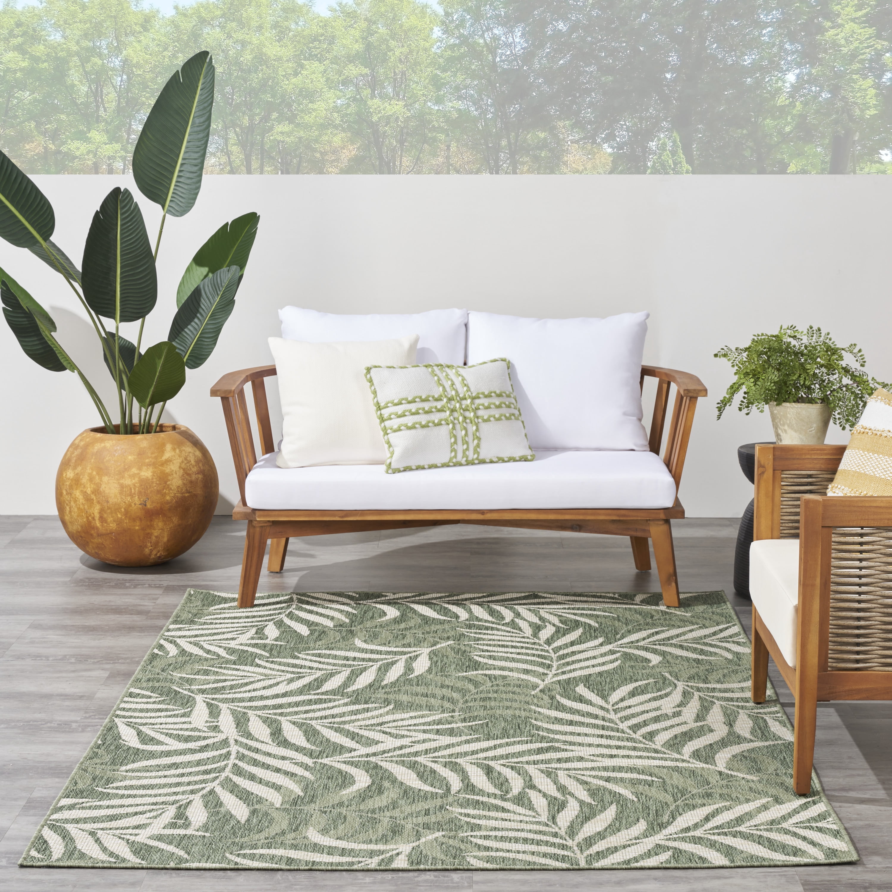 Nourison Garden Oasis Indoor/Outdoor Green Ivory 5' x 7' Area Rug (5x7)
