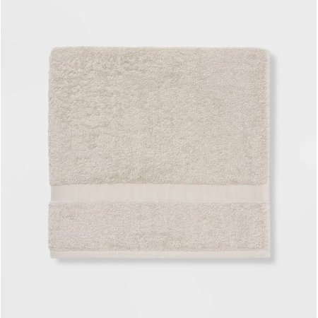 Bath Towel - Room Essentials 52in. (L) x 27in. (W). 90% Cotton, 10% Polyester