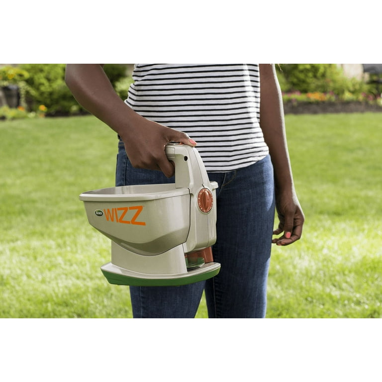 Scotts, Wizz Spreader, Holds 2,500 sq ft, Battery Powered