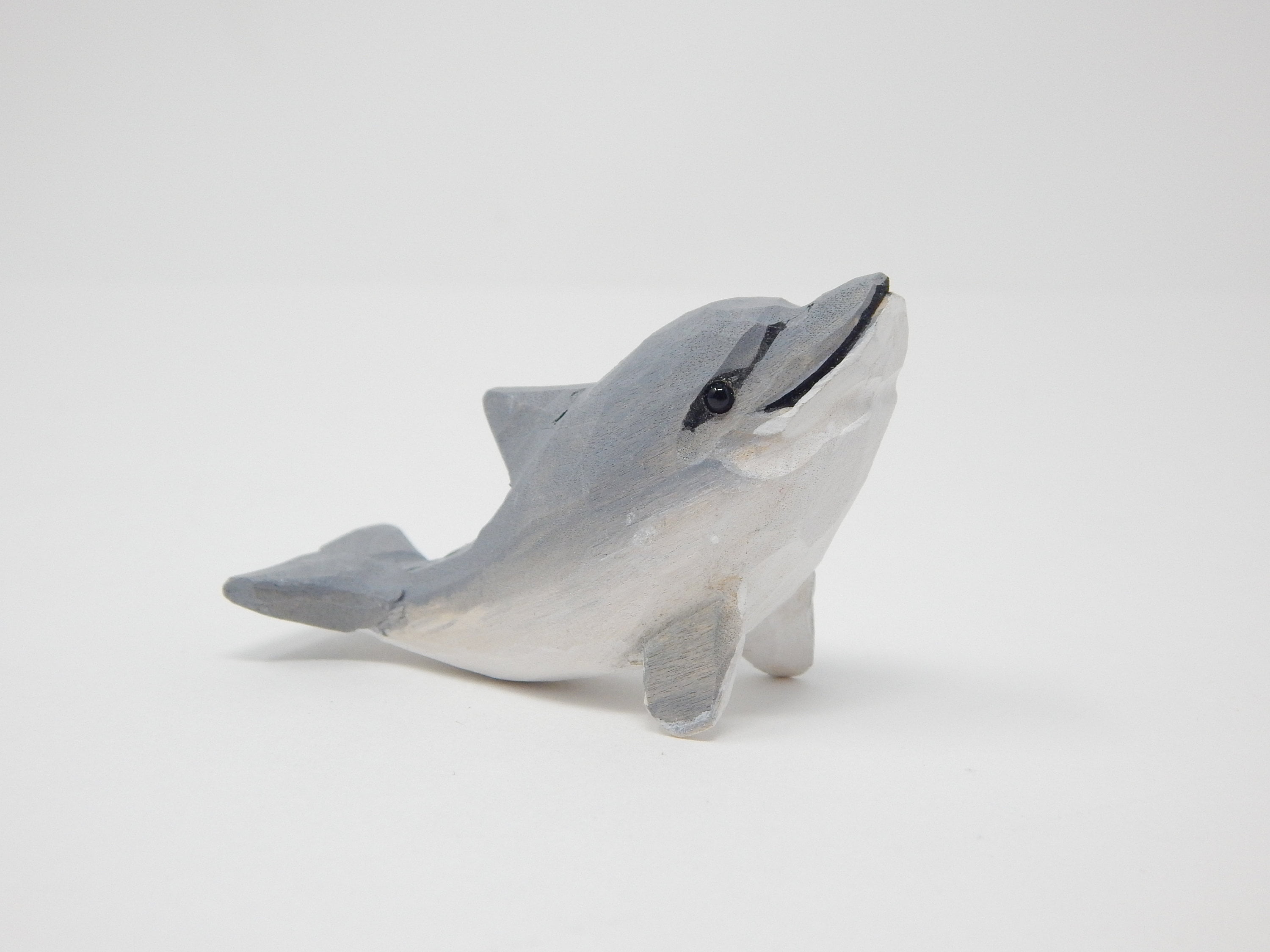 Native Wooden Creations Dolphin Figurine Statue Miniature Common Bottlenose Gray Sea Animal Decoration Wood Sculpture