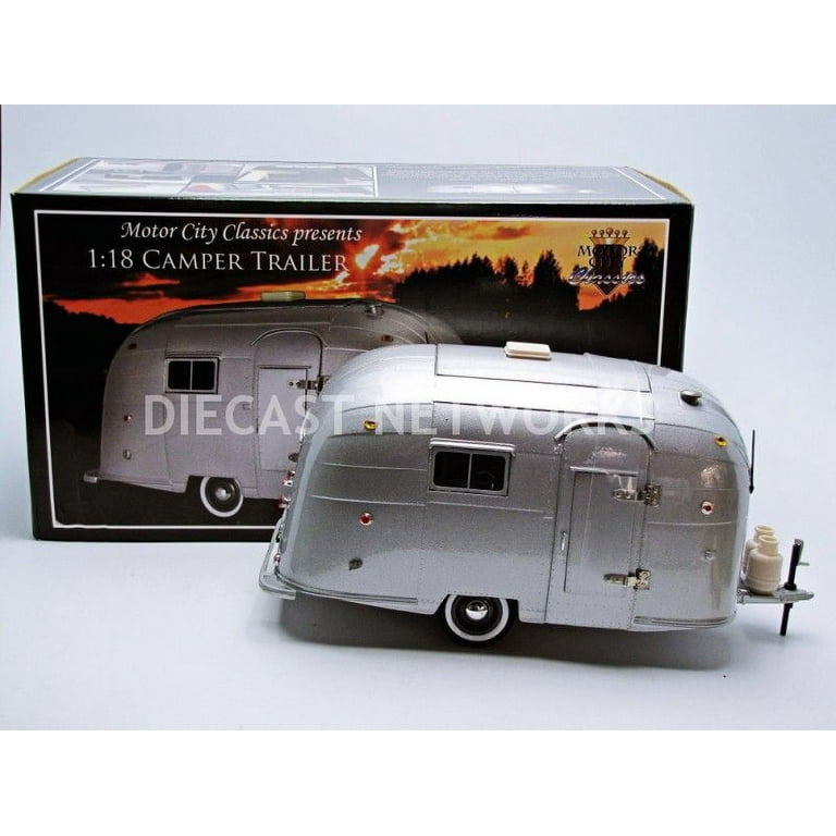 Aluminum Camper Trailer 1/18 Diecast Model by Motorcity Classics Aluminum Camper Trailer 1/18 Diecast Model by Motorcity Classics