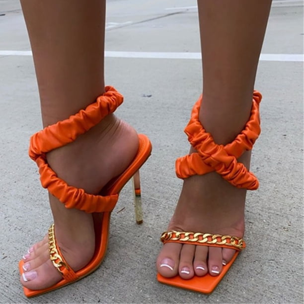 Sandalias de tacón alto con adornos de metal y punta cuadrada plisada sexy para mujer Wmkox8yii hfjk3521