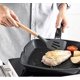 thumbnail image 2 of Juego de utensilios de cocina de silicona YUANXCMXG 11 piezas mangos de MADERA, 2 of 4
