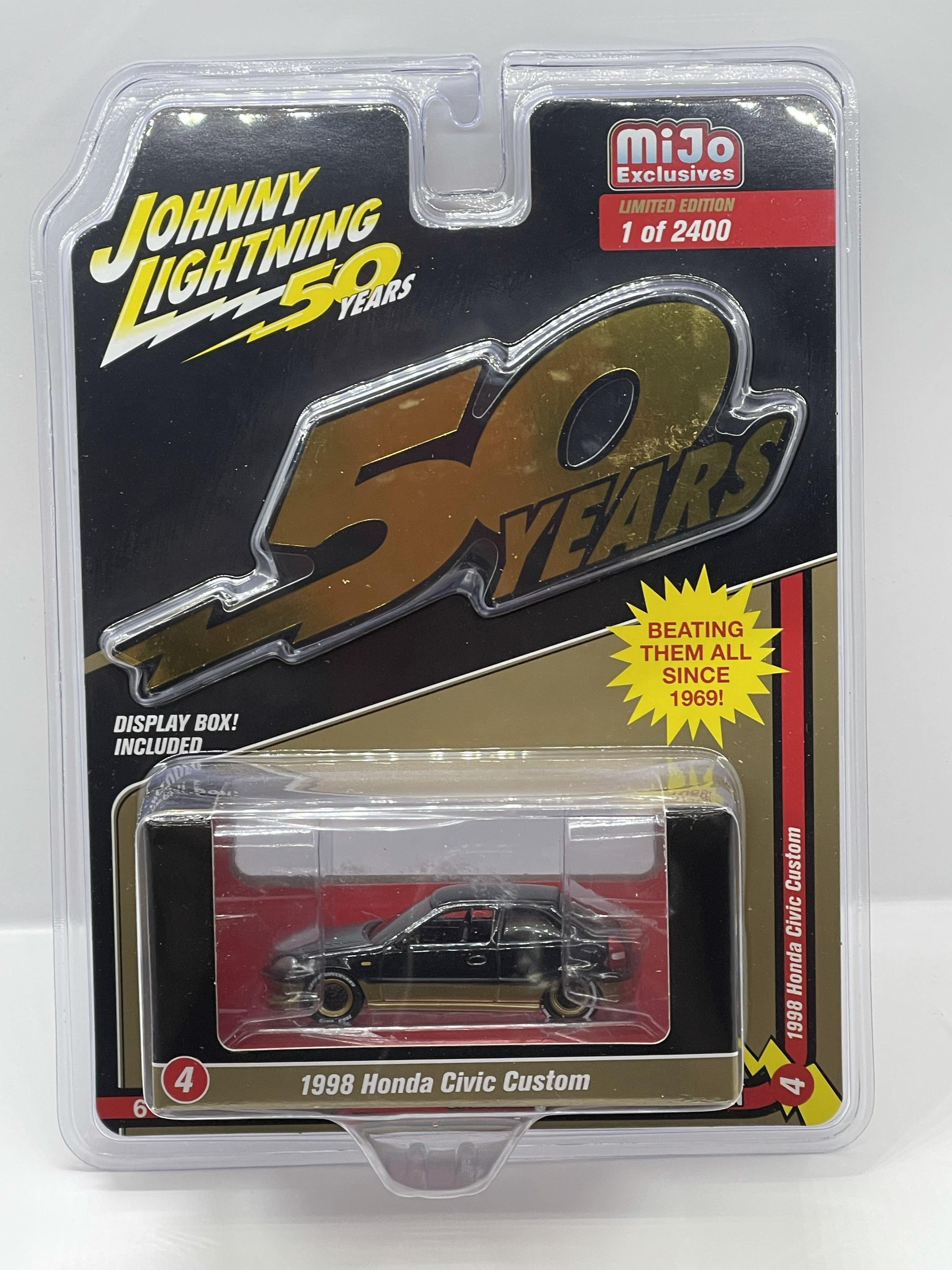 Johnny Lightning Honda Civic Custom 1998 Black and Gold Series JLCP7197 1/64 