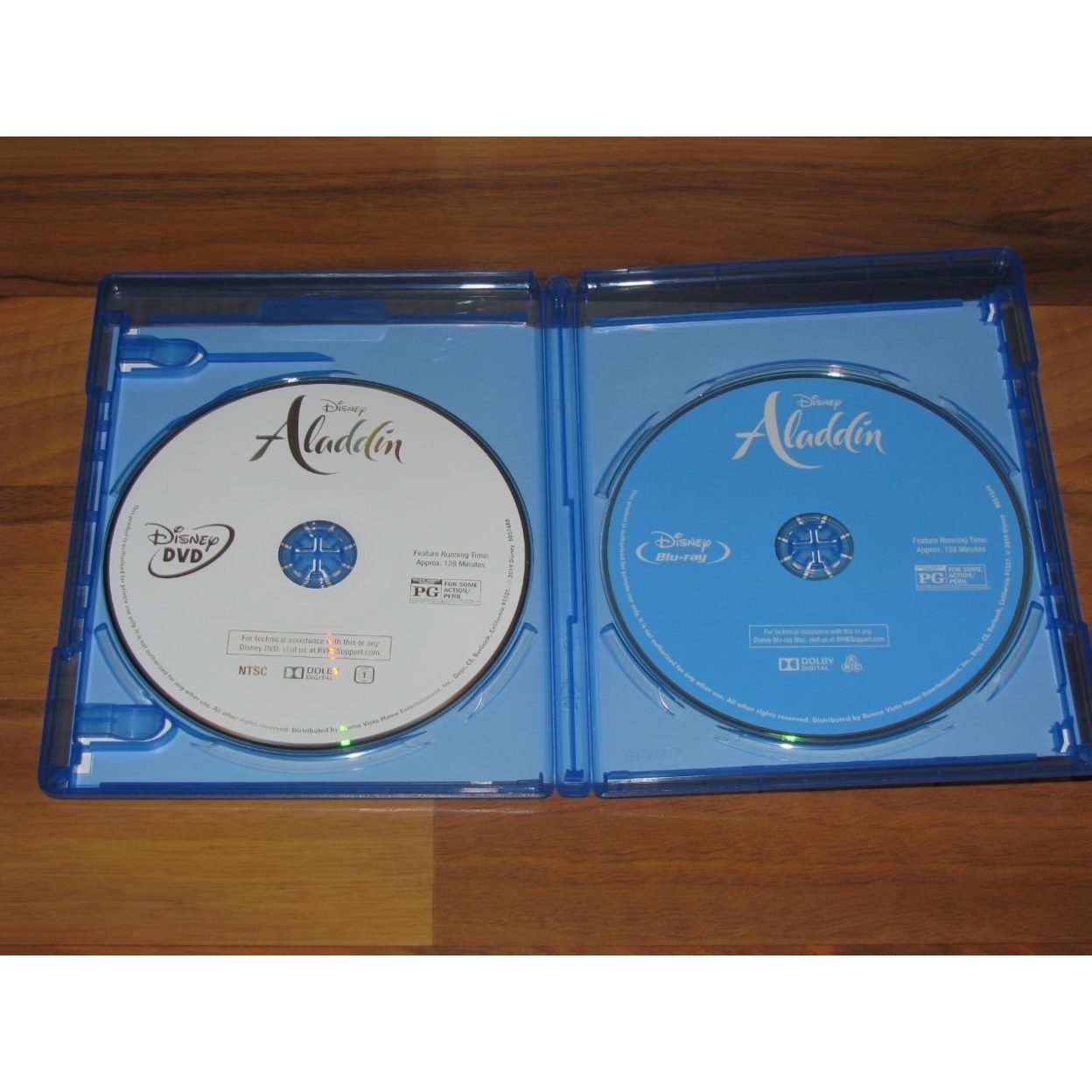 Aladdin (Blu-ray + DVD + Digital Code) - image 2 of 3