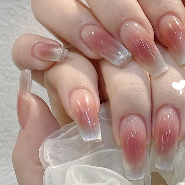 Uñas postizas adhesivas NNIPRAIYE ombré medianas acrílicas forma coffin 24 piezas