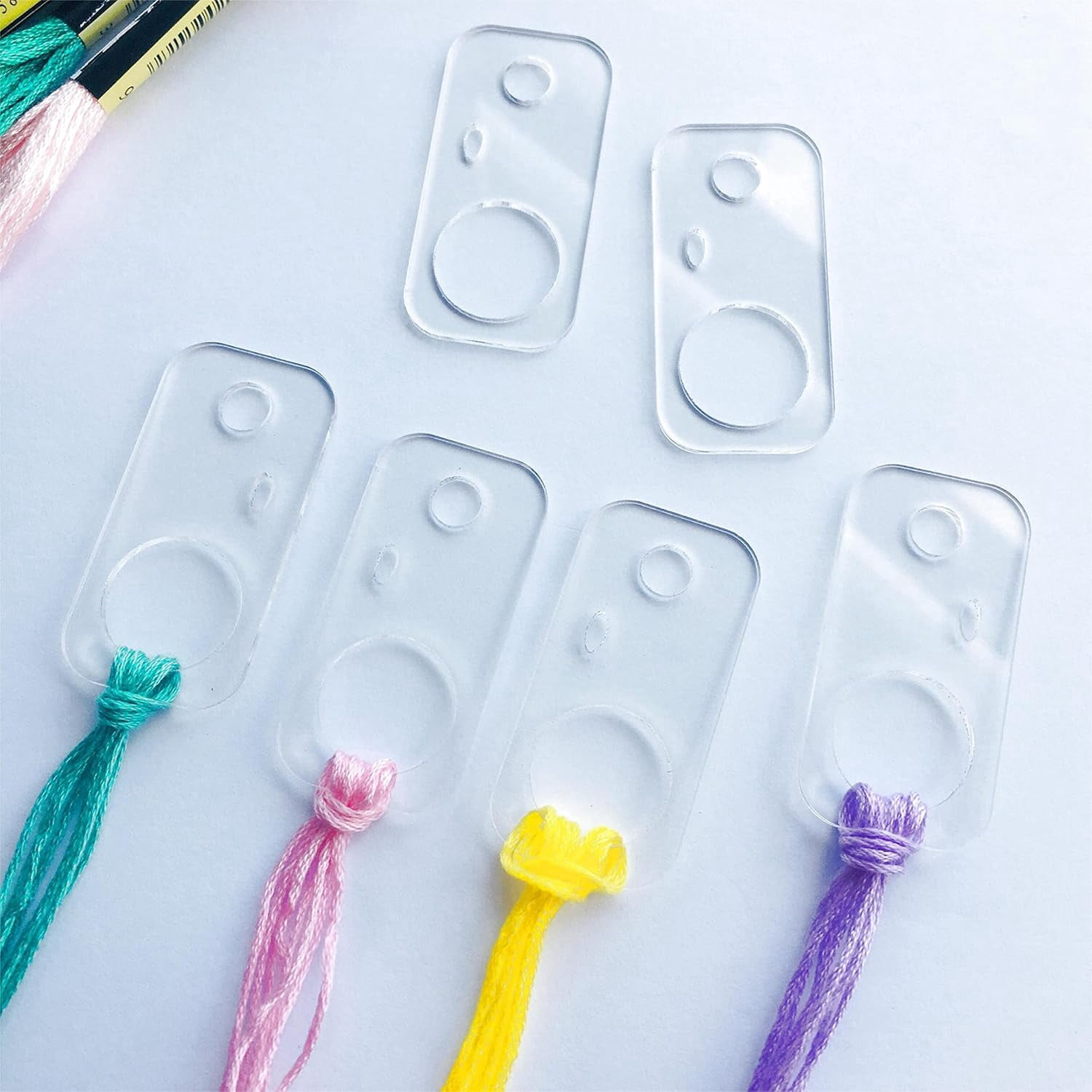 ABPETE Rectangle Shape Clear Acrylic Thread Drops, Floss Drops, Floss Chips for Embroidery Floss Organization (20 Pieces)